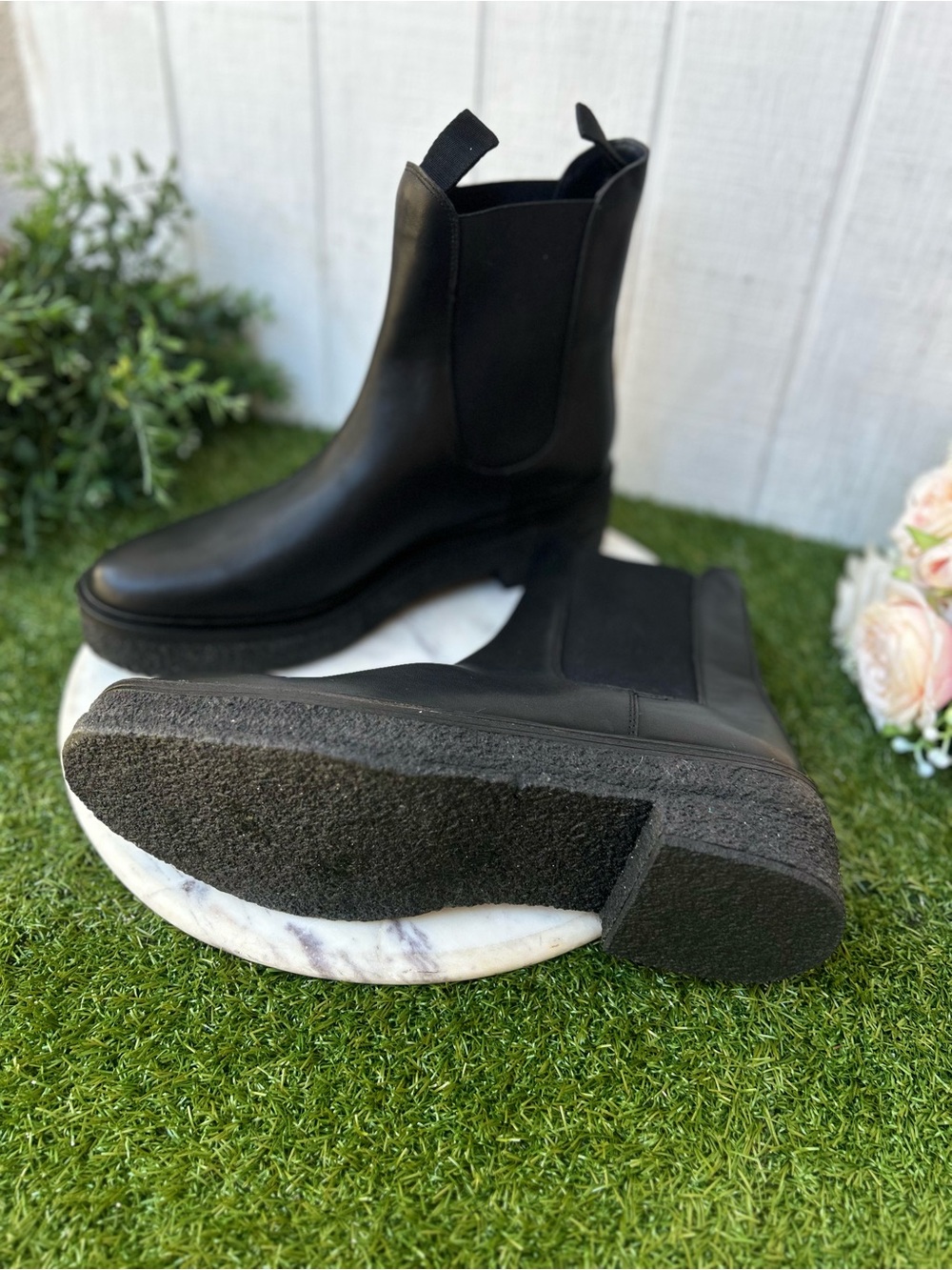 Loeffler Randall
Reggie Rubber Sole Chelsea Boots black 
$450 Sz  11.5 US 11 new - Picture 7 of 16